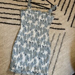 Floral ruffled dress